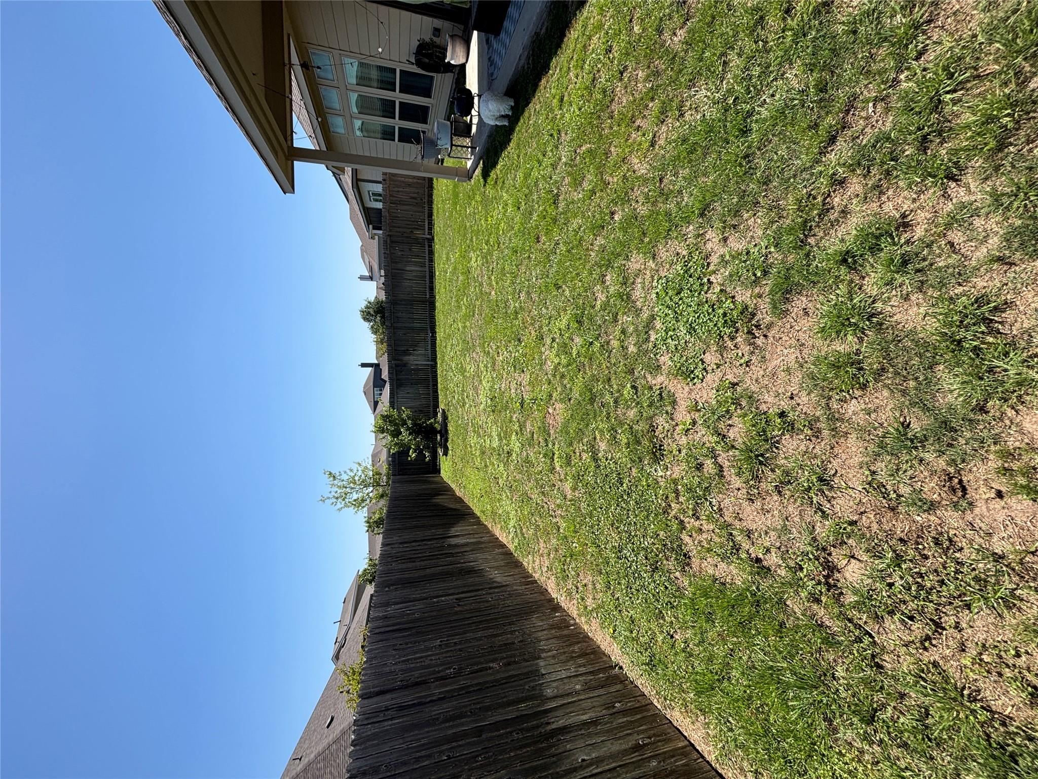 229 Split Rail Dr Property Photo 34