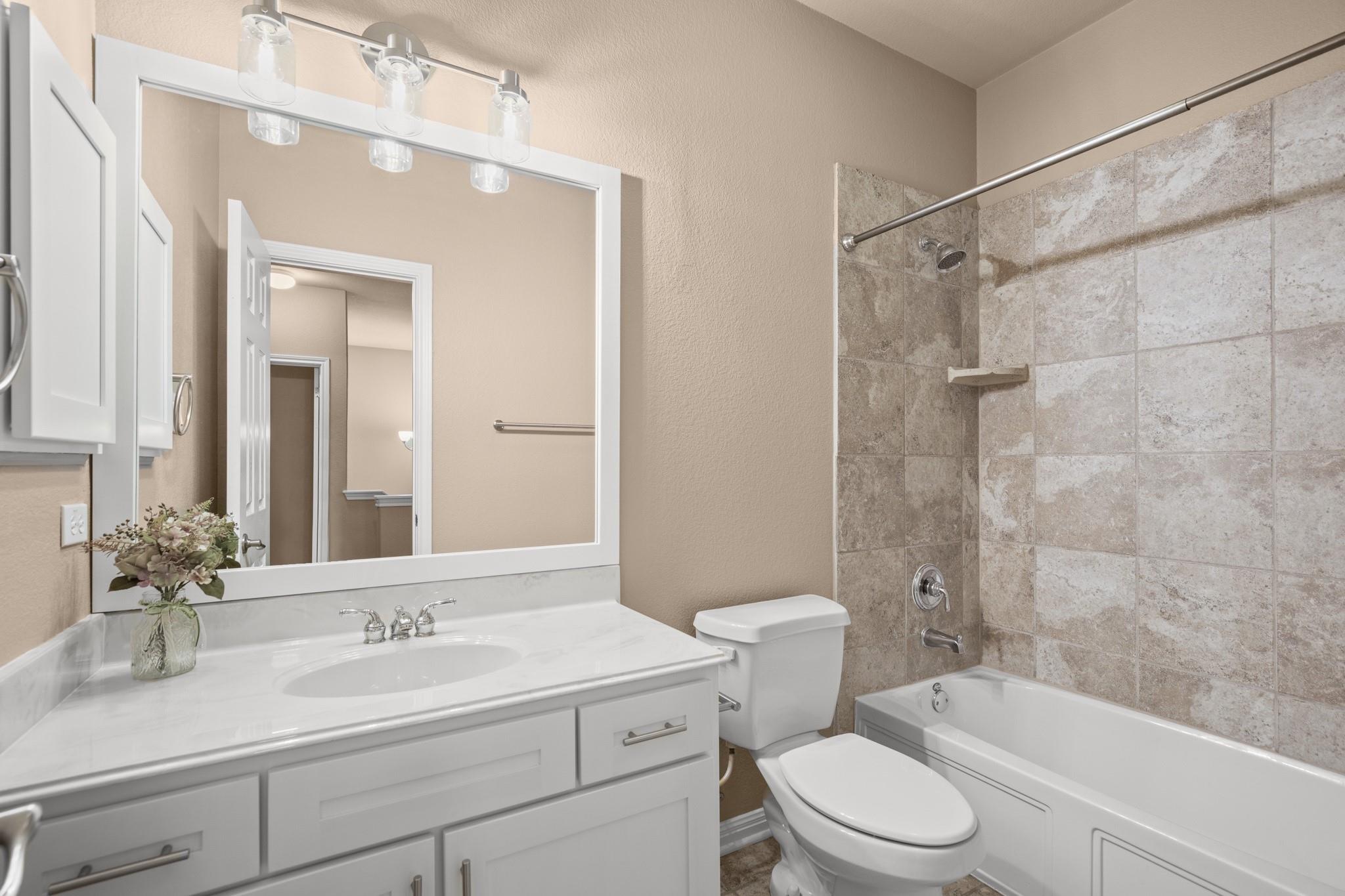1101 E Parmer Ln 309 Property Photo 16