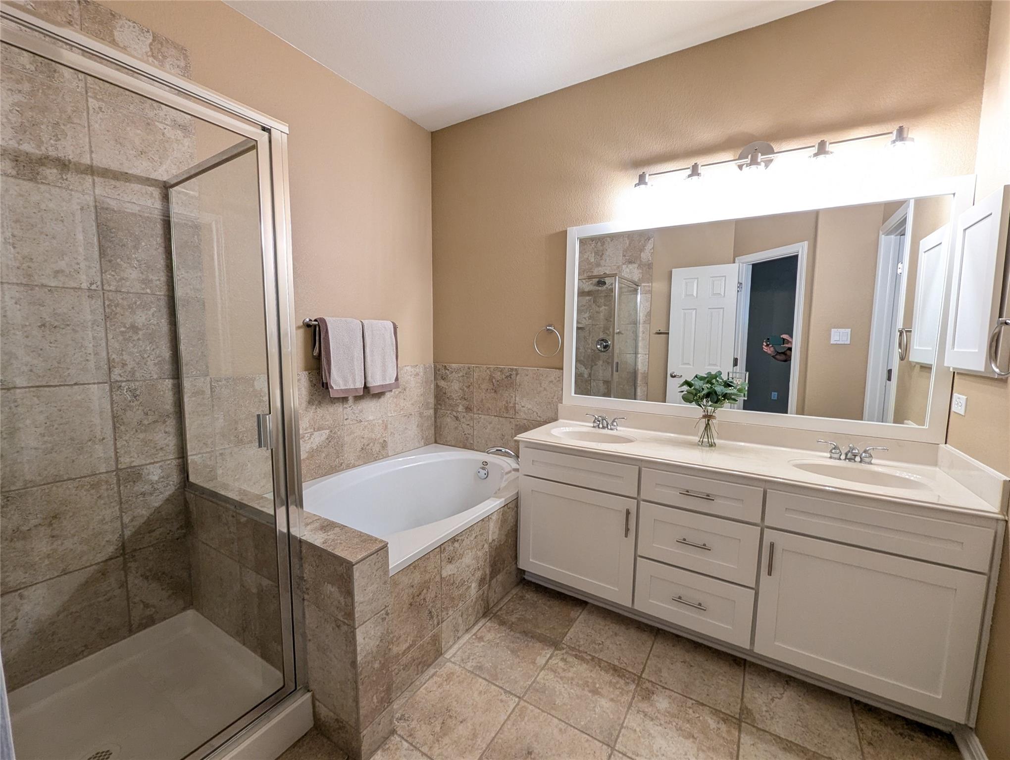 1101 E Parmer Ln 309 Property Photo 22