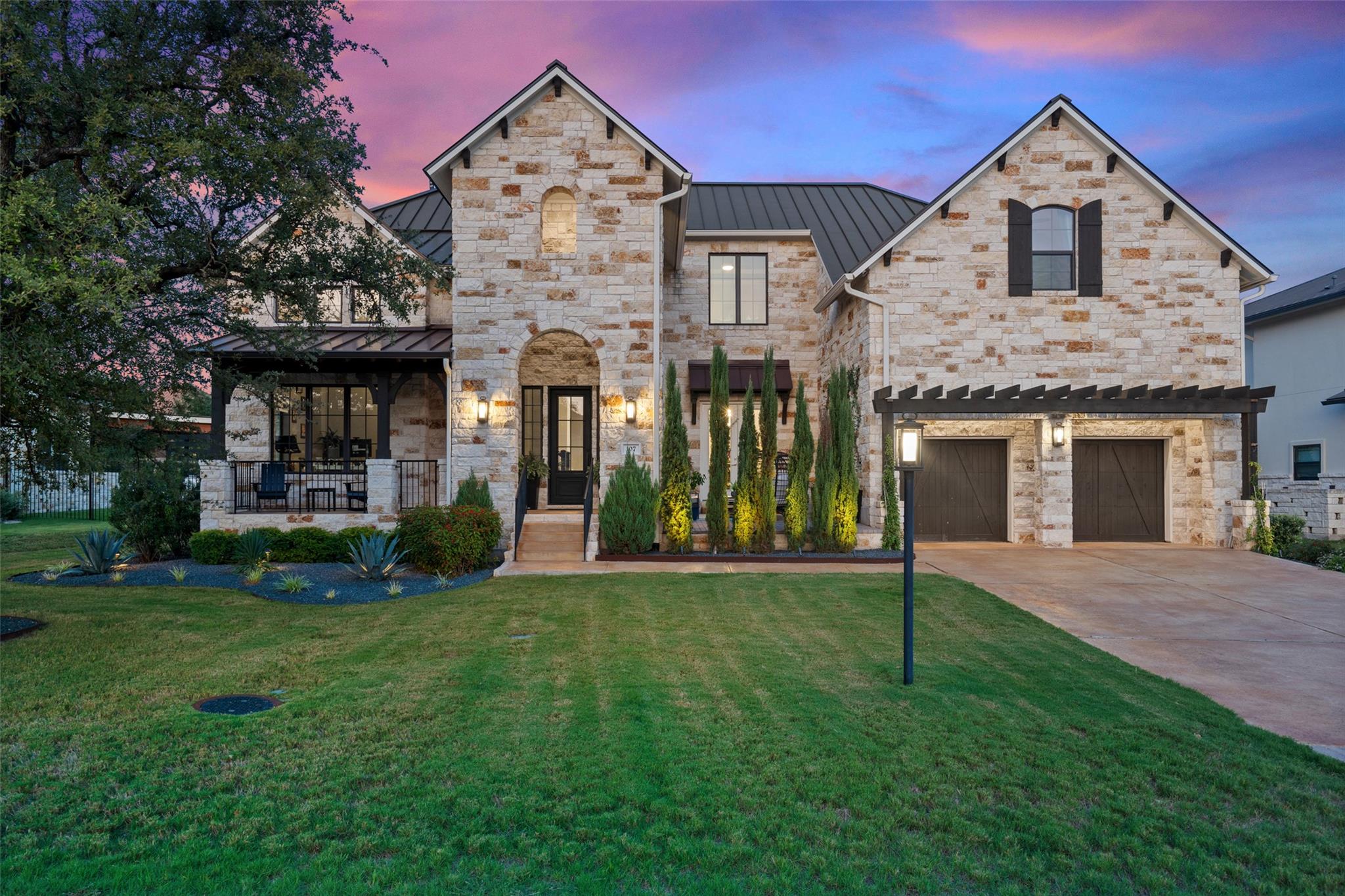 107 Bisset CT Property Photo 1