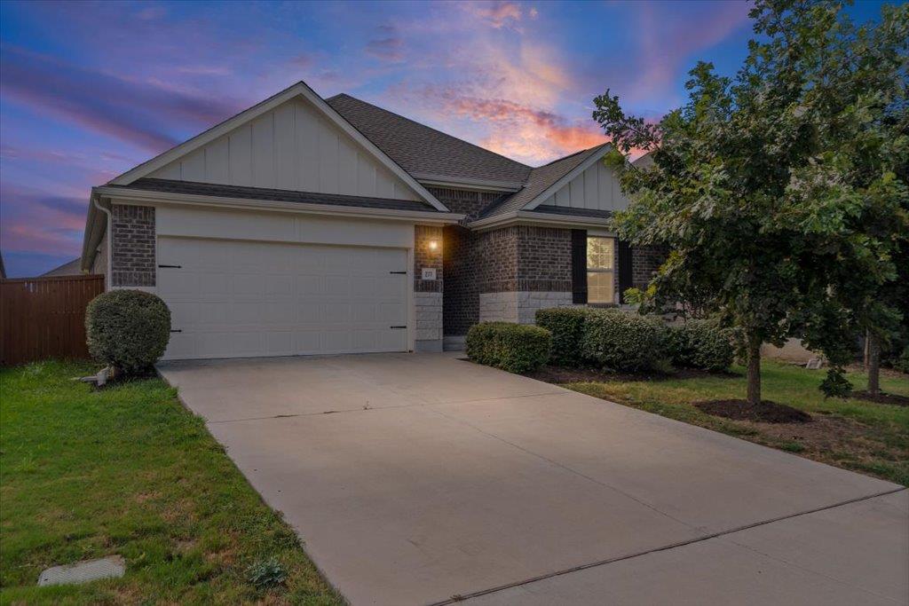 277 Spinnaker Loop Property Photo 1