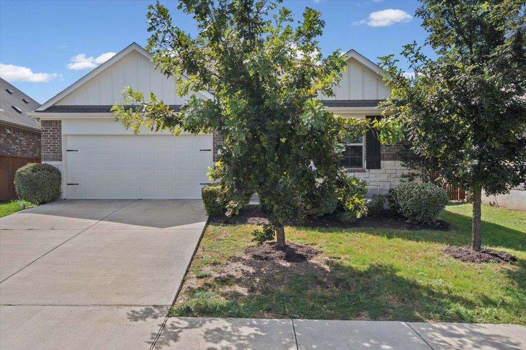 277 Spinnaker Loop Property Photo 3