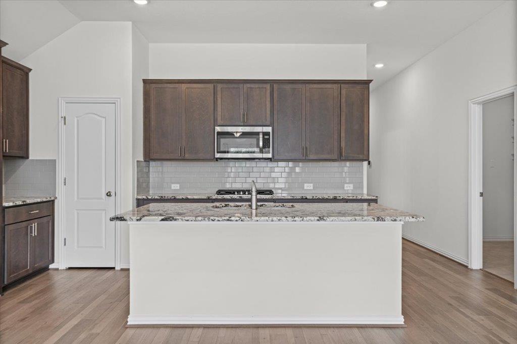 277 Spinnaker Loop Property Photo 10