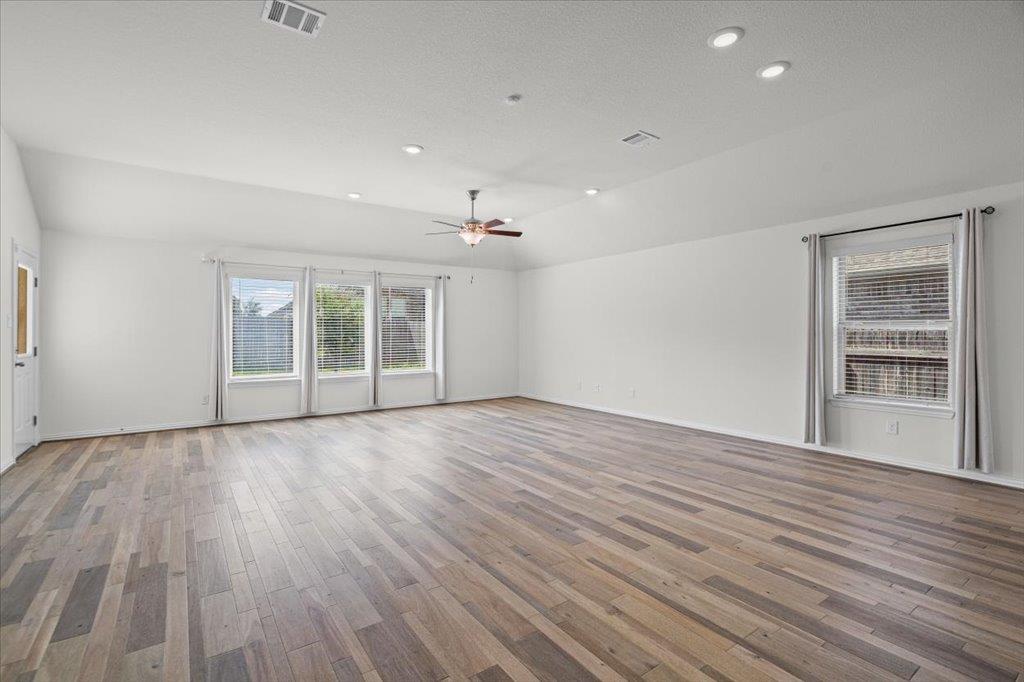 277 Spinnaker Loop Property Photo 14