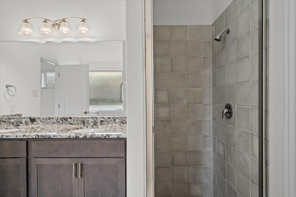 277 Spinnaker Loop Property Photo 21
