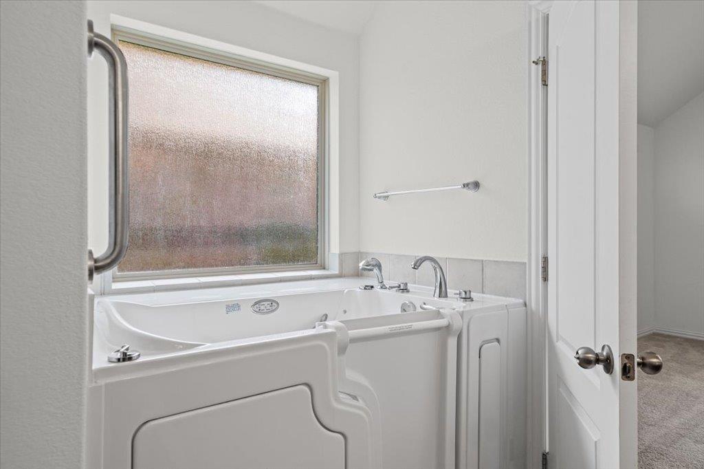 277 Spinnaker Loop Property Photo 22