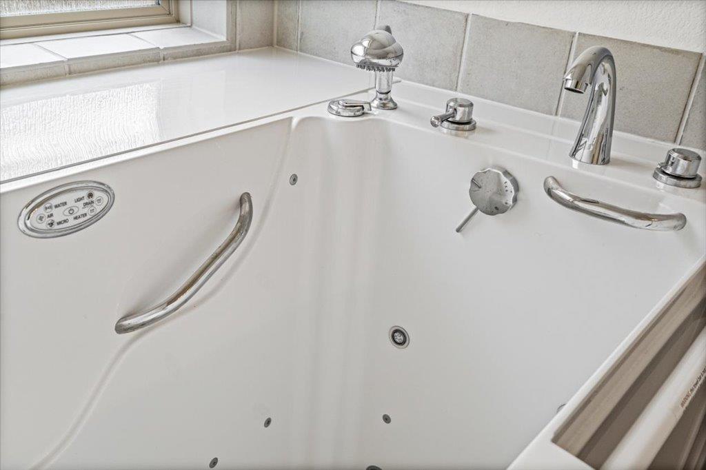 277 Spinnaker Loop Property Photo 23