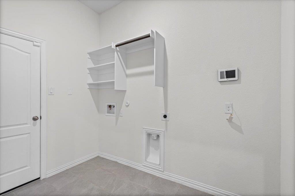 277 Spinnaker Loop Property Photo 28