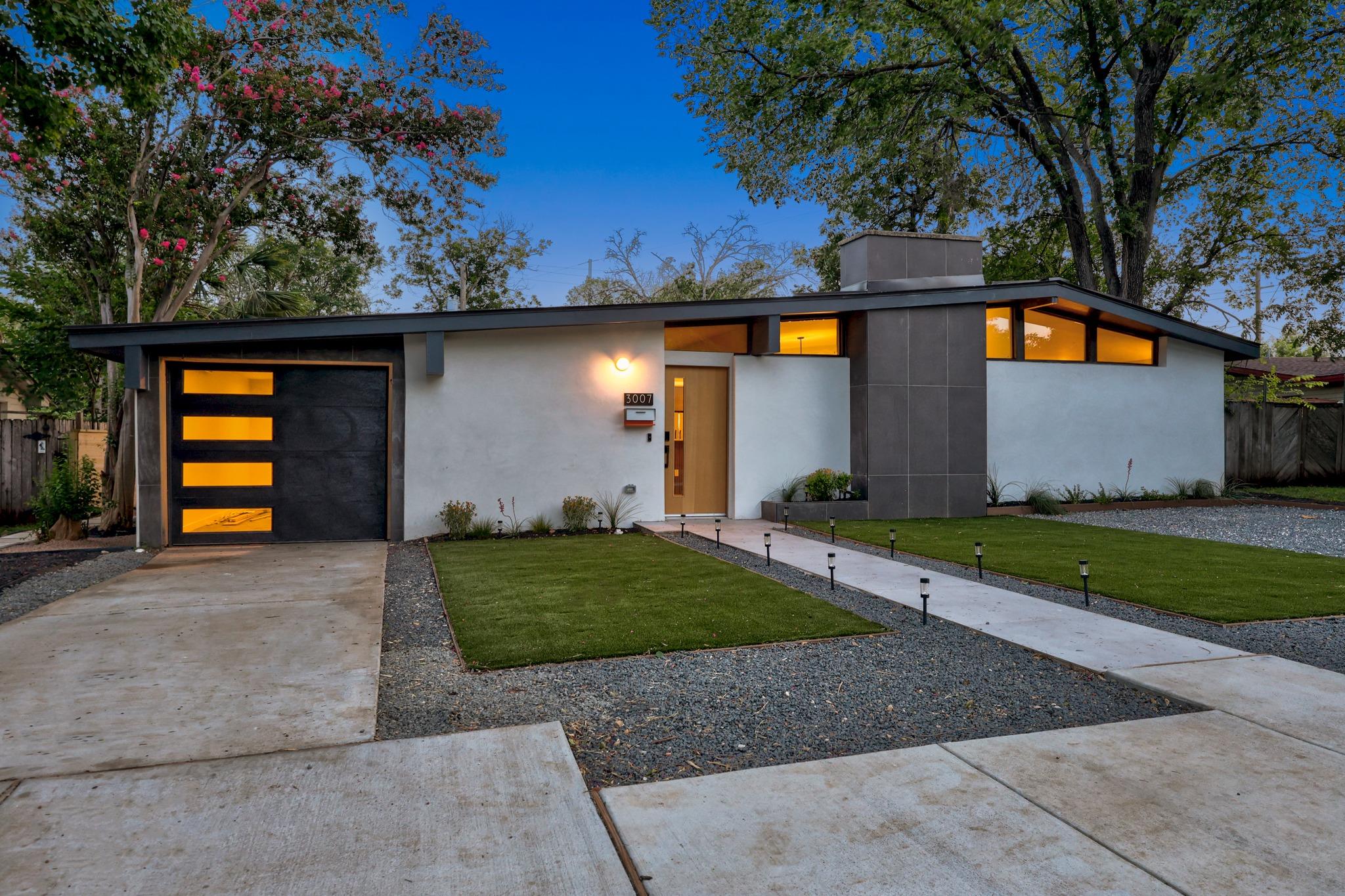 3007 Village Dr Property Photo 31