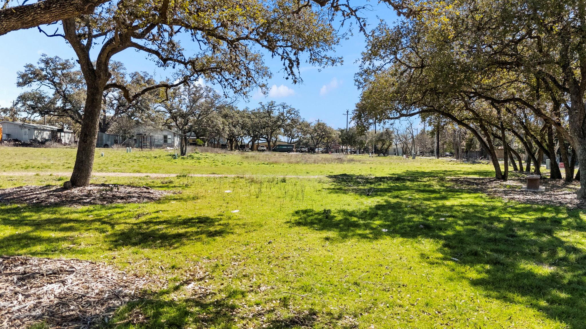 1113 Mesquite St Property Photo 2