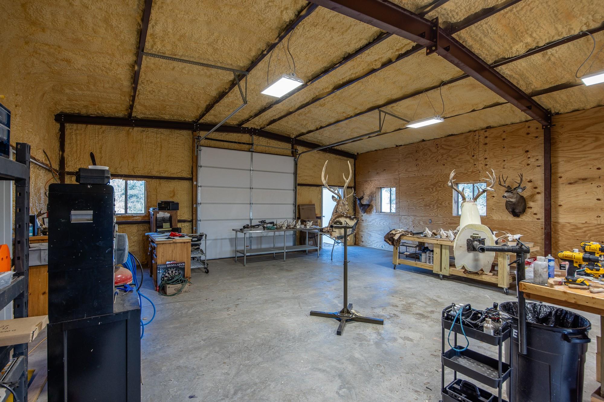 300 Kiowa Creek Trl Property Photo 14