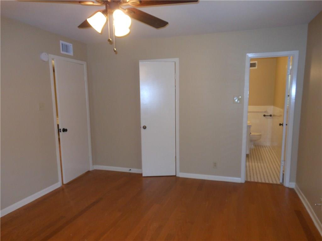 2516 Enfield Rd #102 Property Photo 4