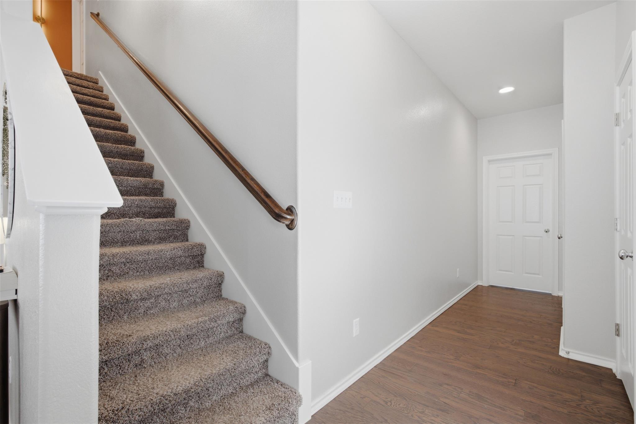 2105 Town Centre Dr #40 Property Photo 6