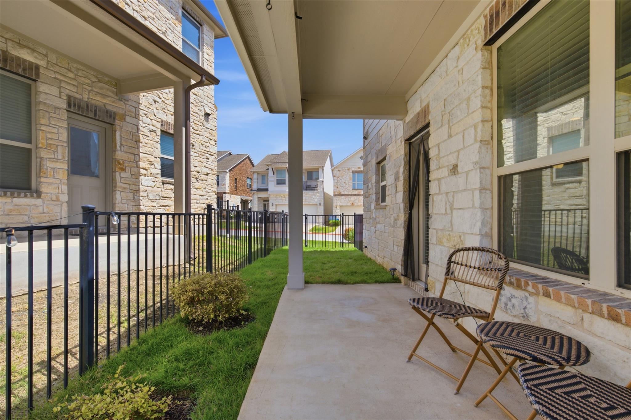 2105 Town Centre Dr #40 Property Photo 25