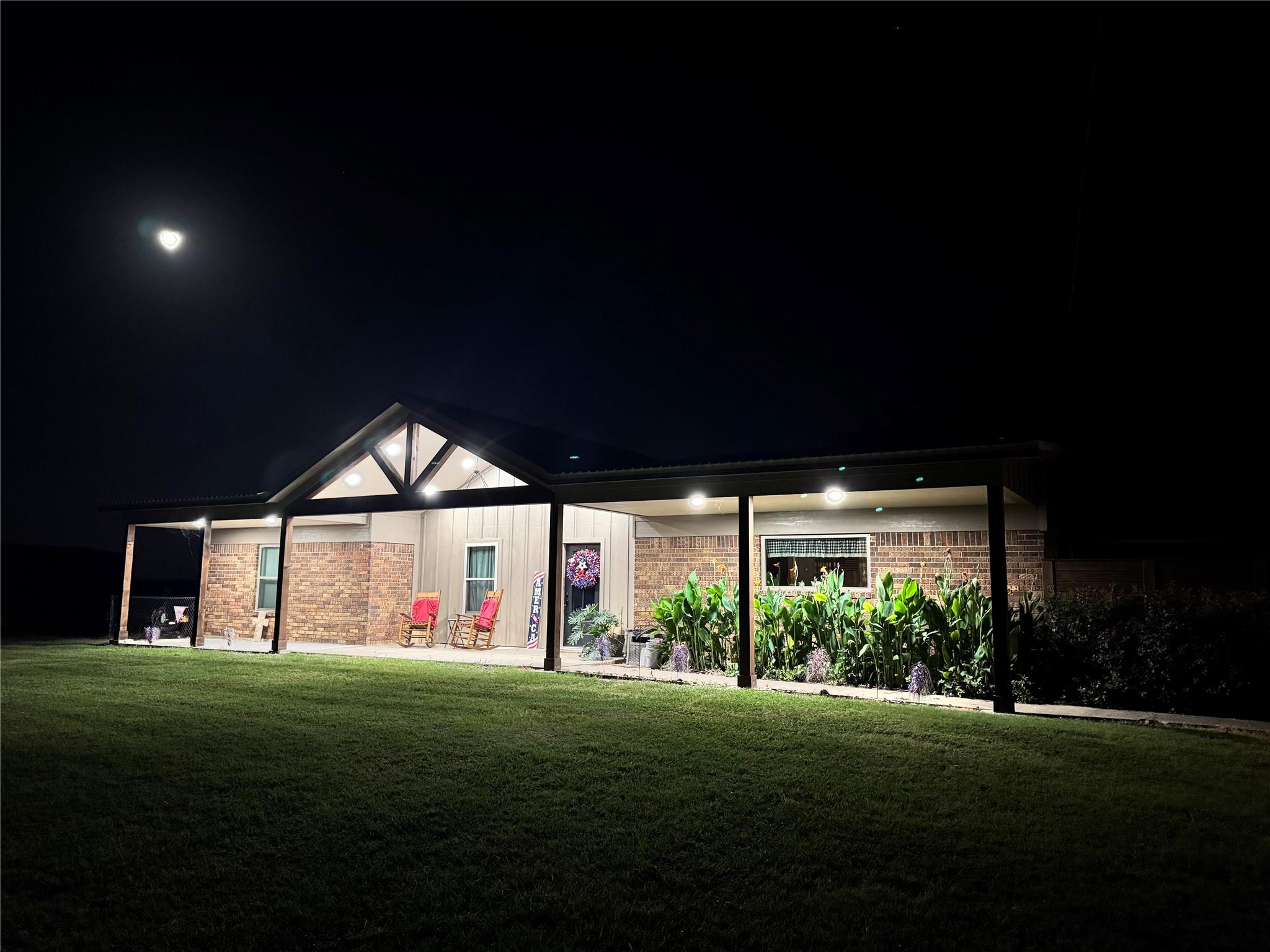 2885593 Property Photo 2