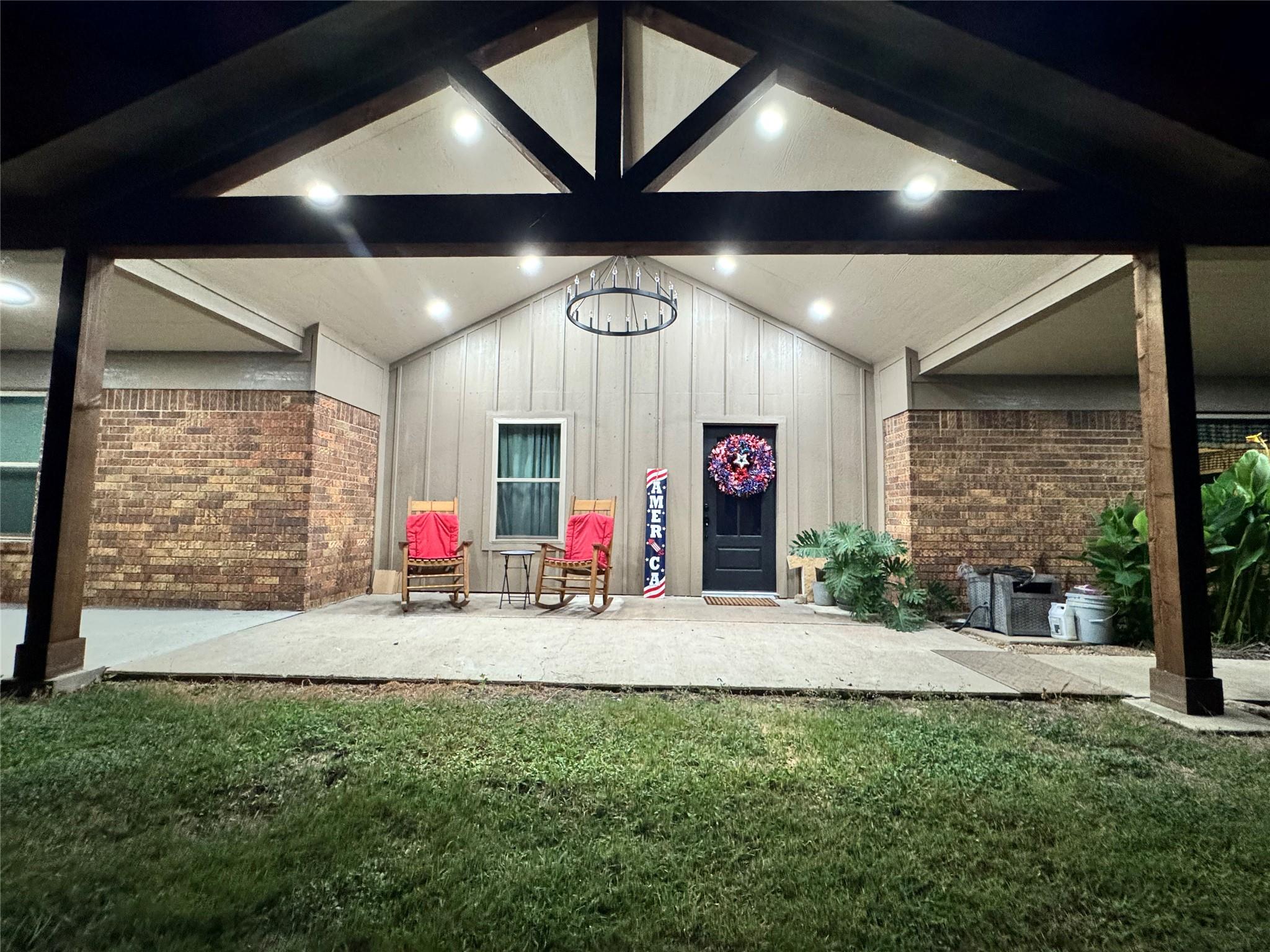 2885593 Property Photo 3