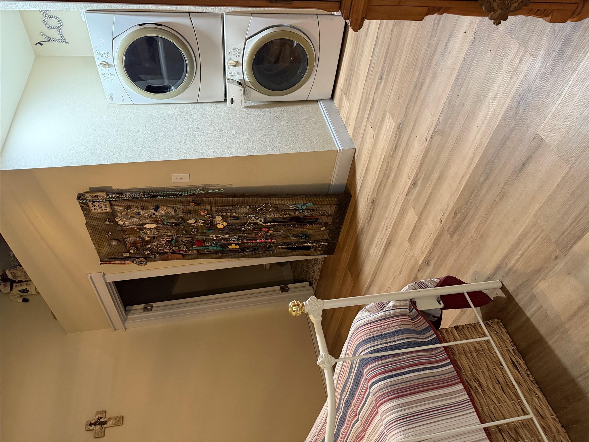 2885593 Property Photo 25