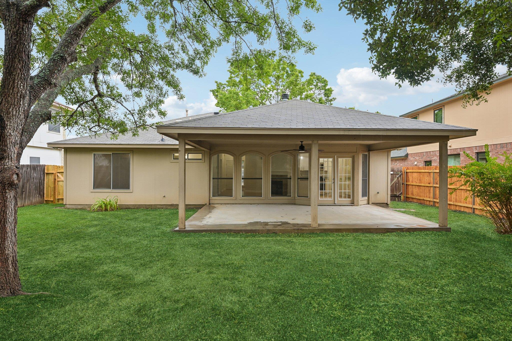 500 Britni Loop Property Photo 1
