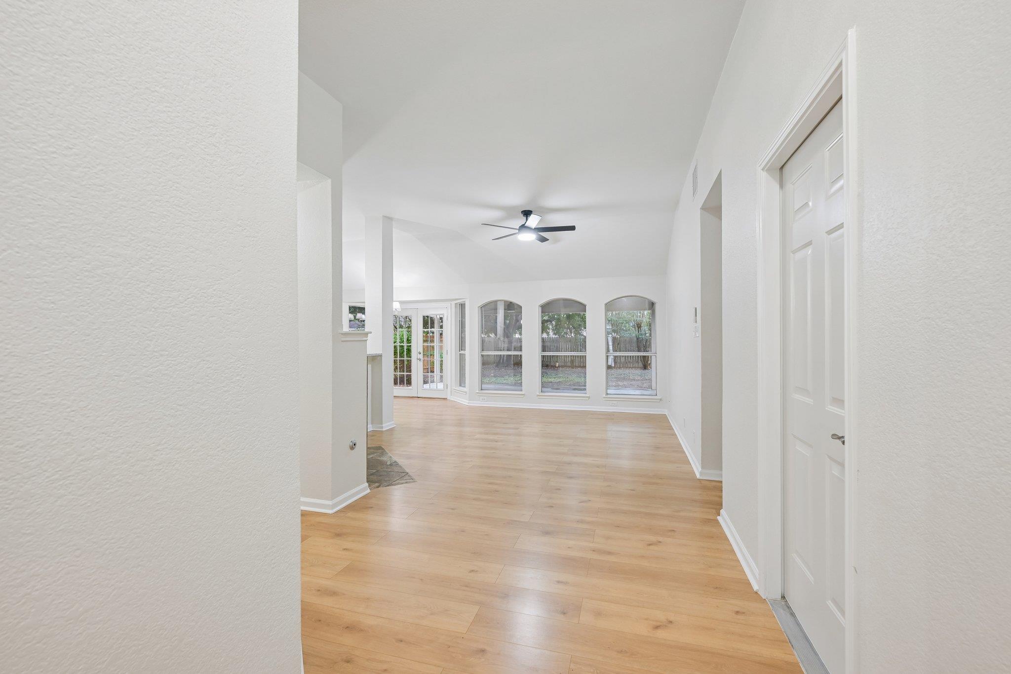 500 Britni Loop Property Photo 14