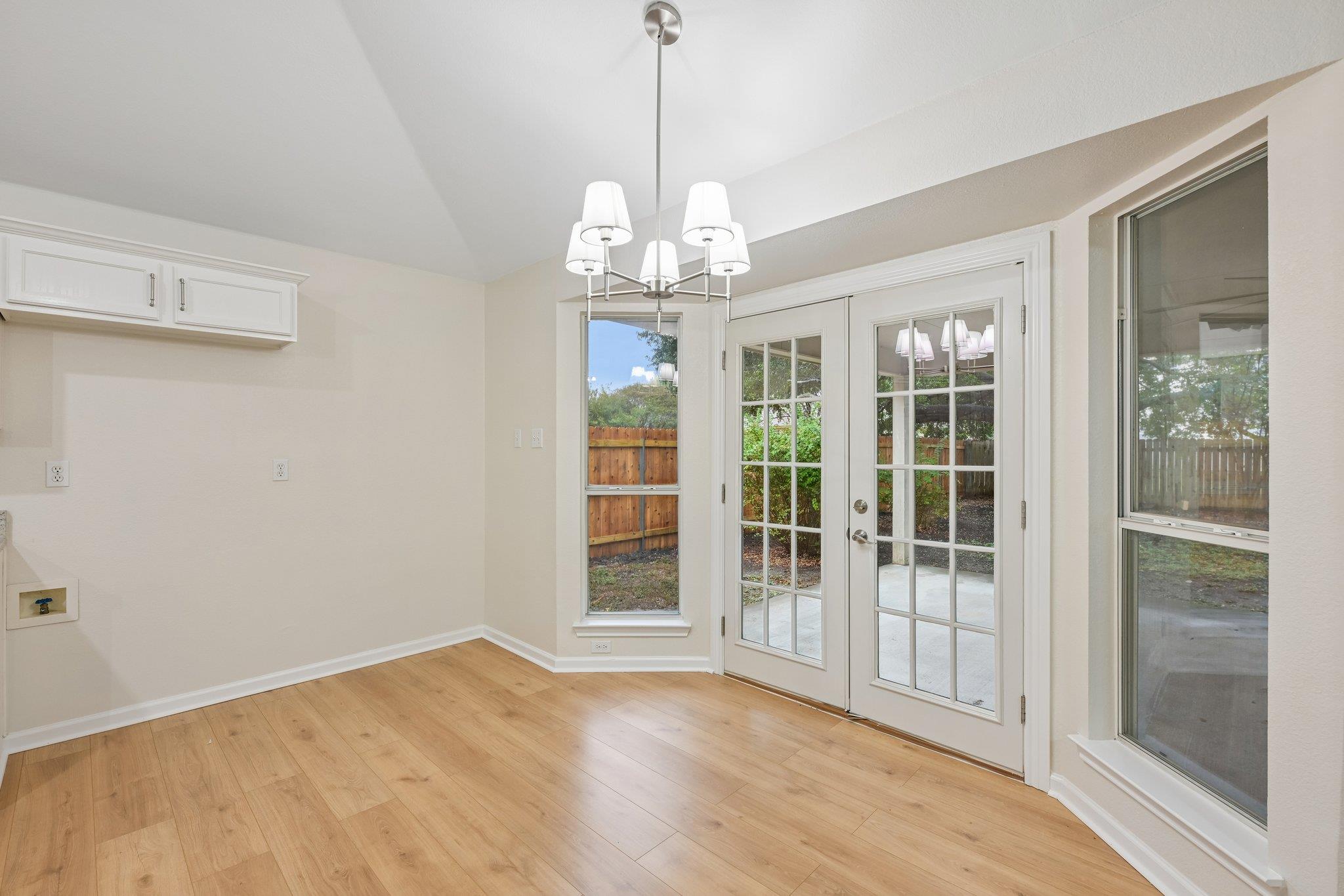500 Britni Loop Property Photo 18