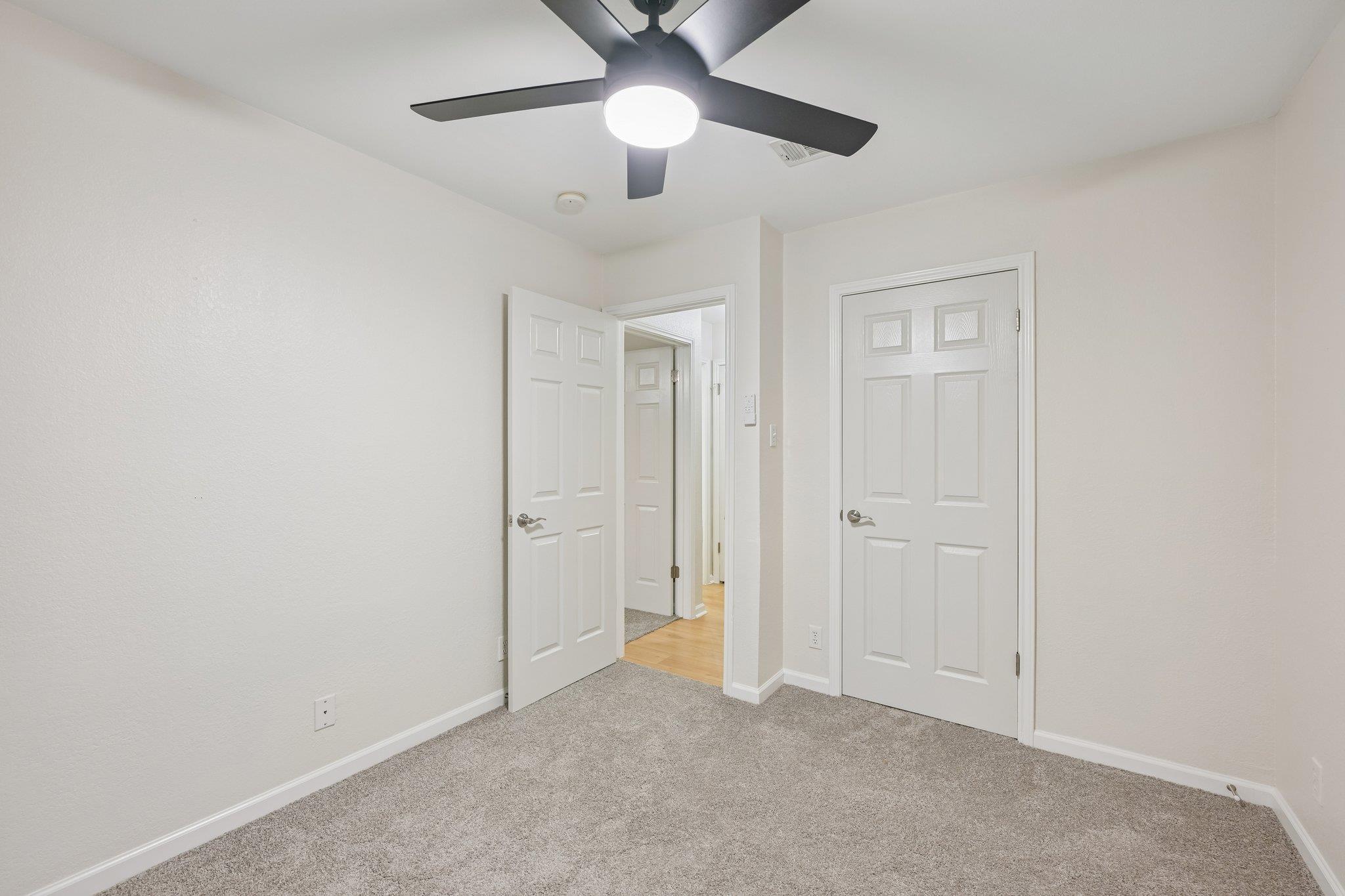 500 Britni Loop Property Photo 25