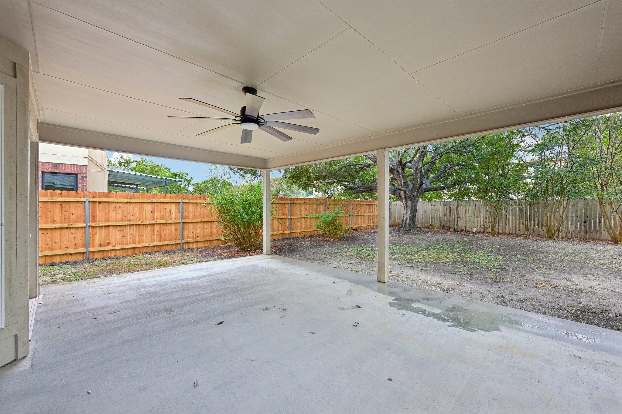 500 Britni Loop Property Photo 34