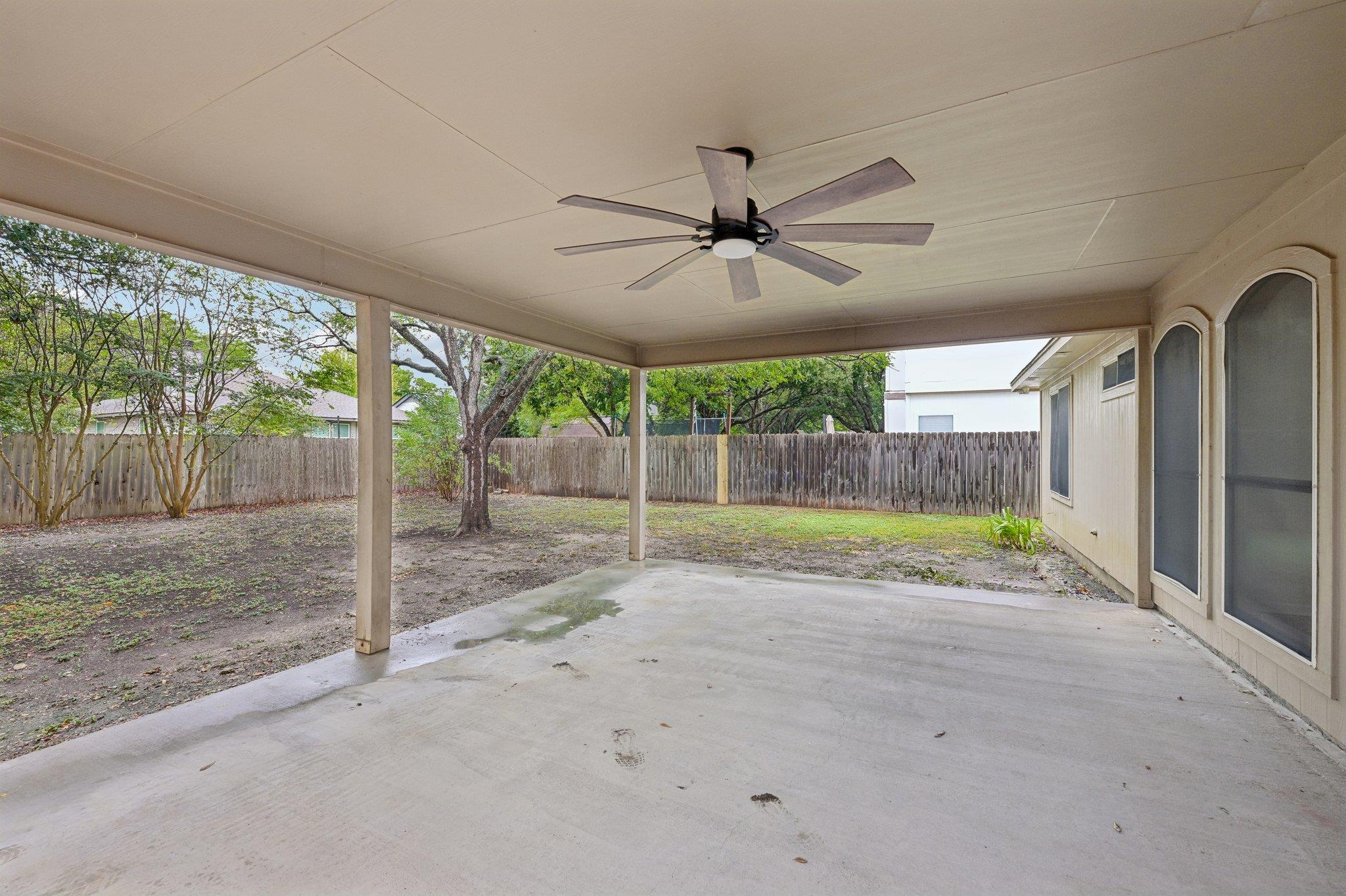 500 Britni Loop Property Photo 35