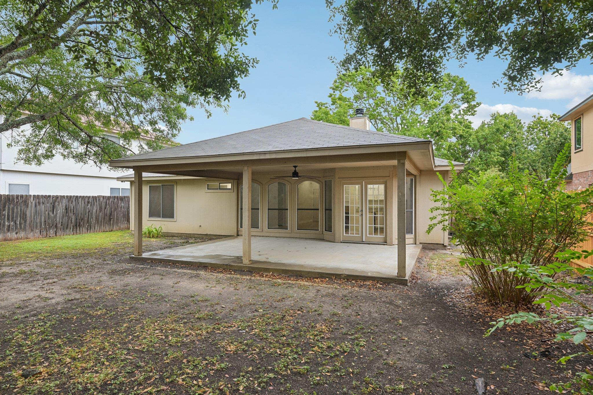 500 Britni Loop Property Photo 38