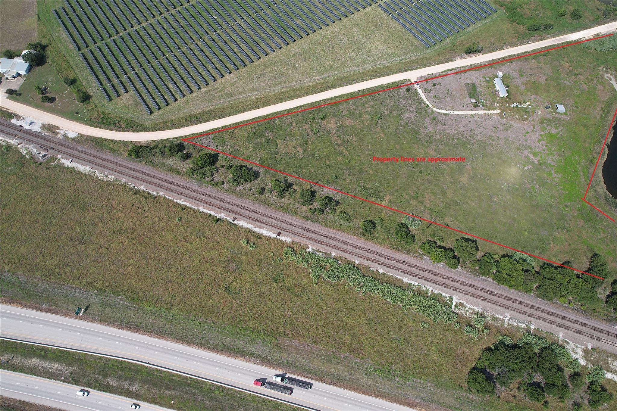 7257 Wedel Cemetery Rd Property Photo 3
