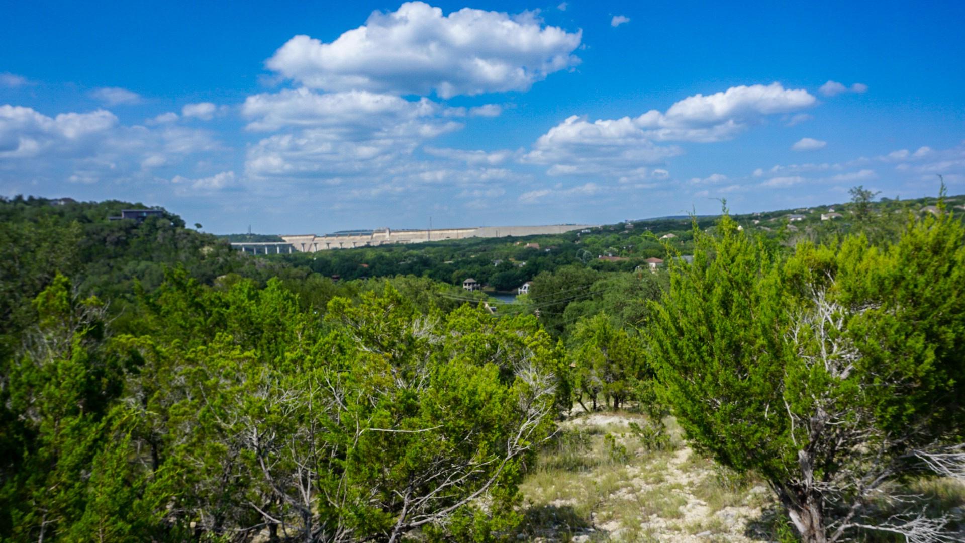 2506 Geronimo Trl Property Photo 1