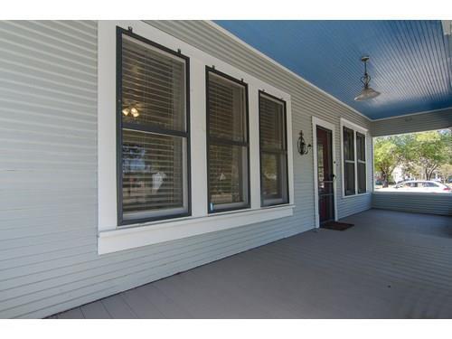 619 Talbot St Property Photo 3