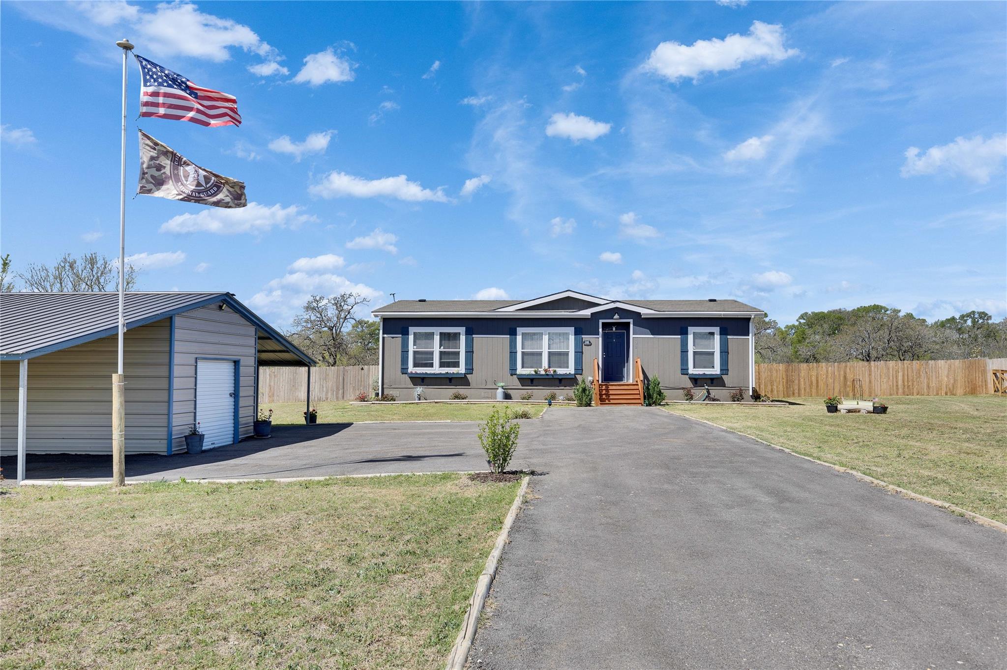 123 Casen St Property Photo