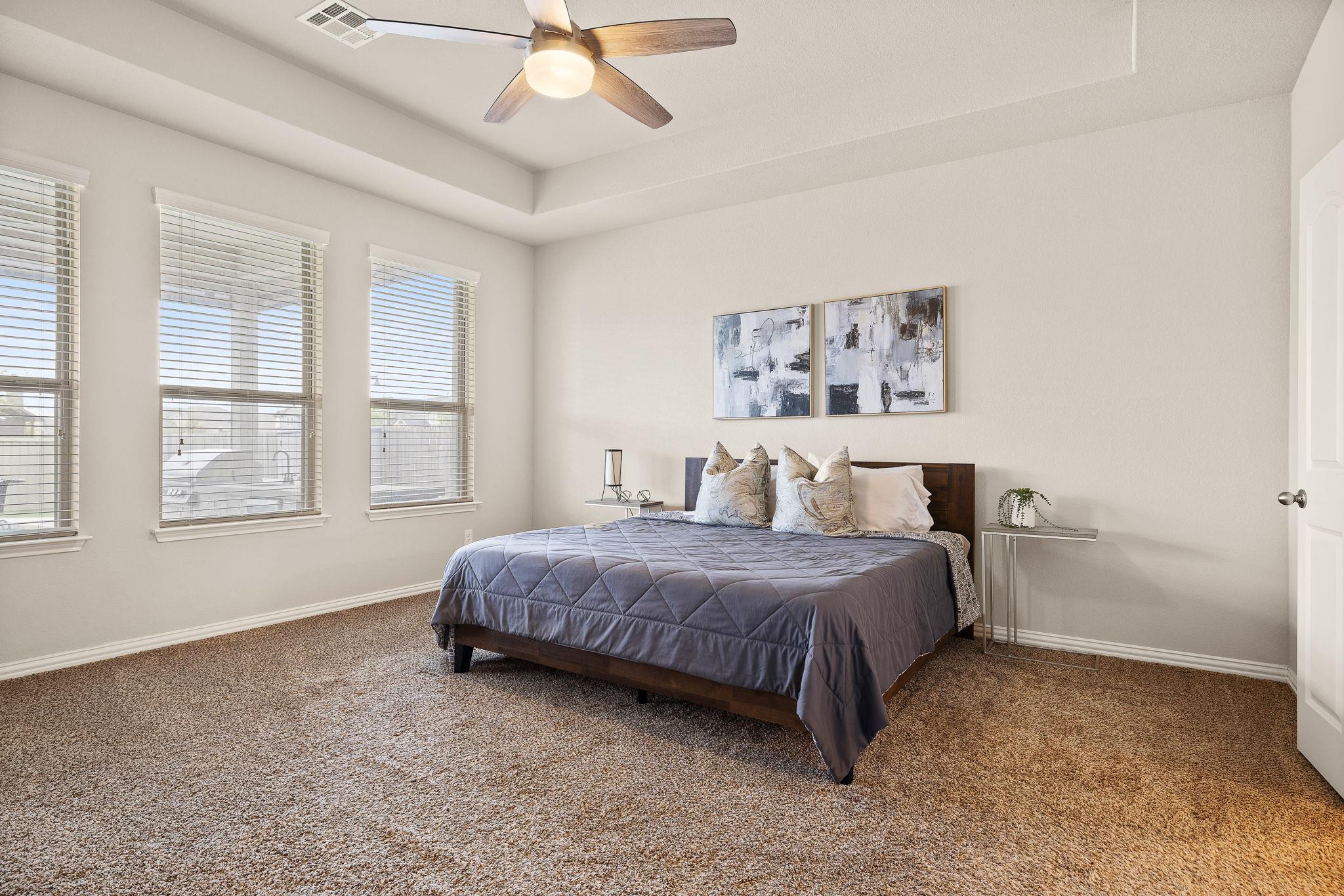 420 Leon Loop Property Photo 15