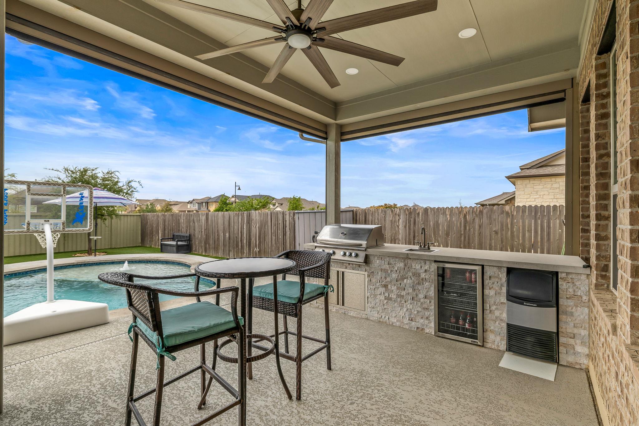 420 Leon Loop Property Photo 39