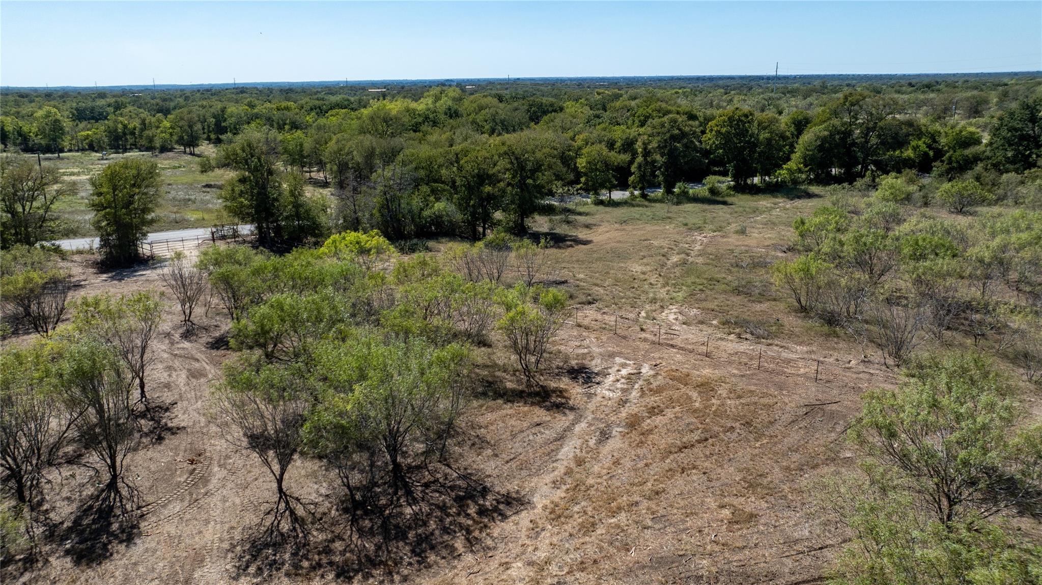 4005 Old Colony Line Rd Property Photo 4