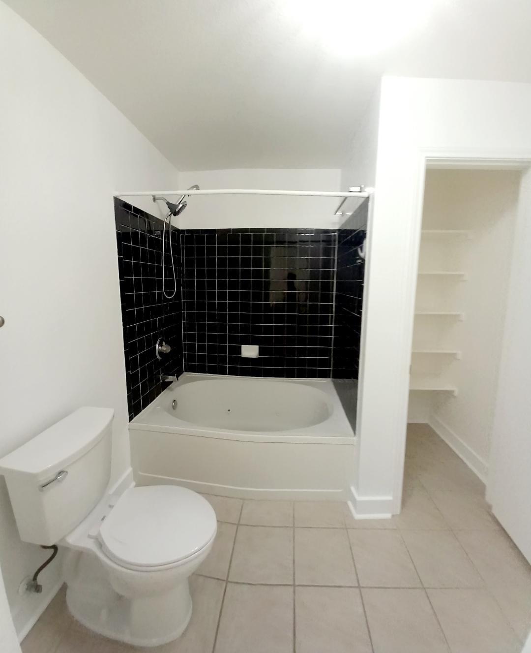 2207 Little Tree Bnd Property Photo 27