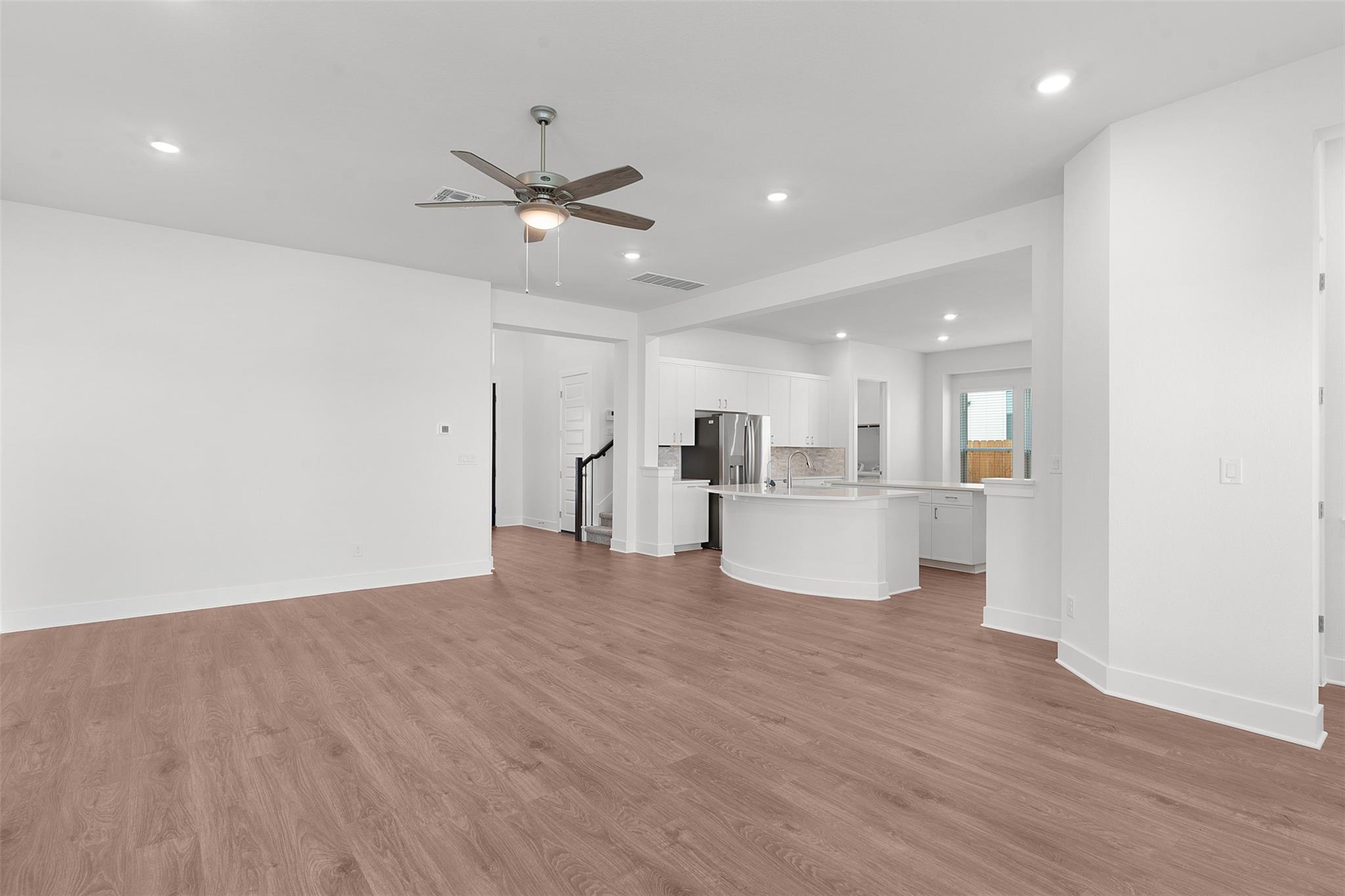4725 Regents Pl Property Photo 7