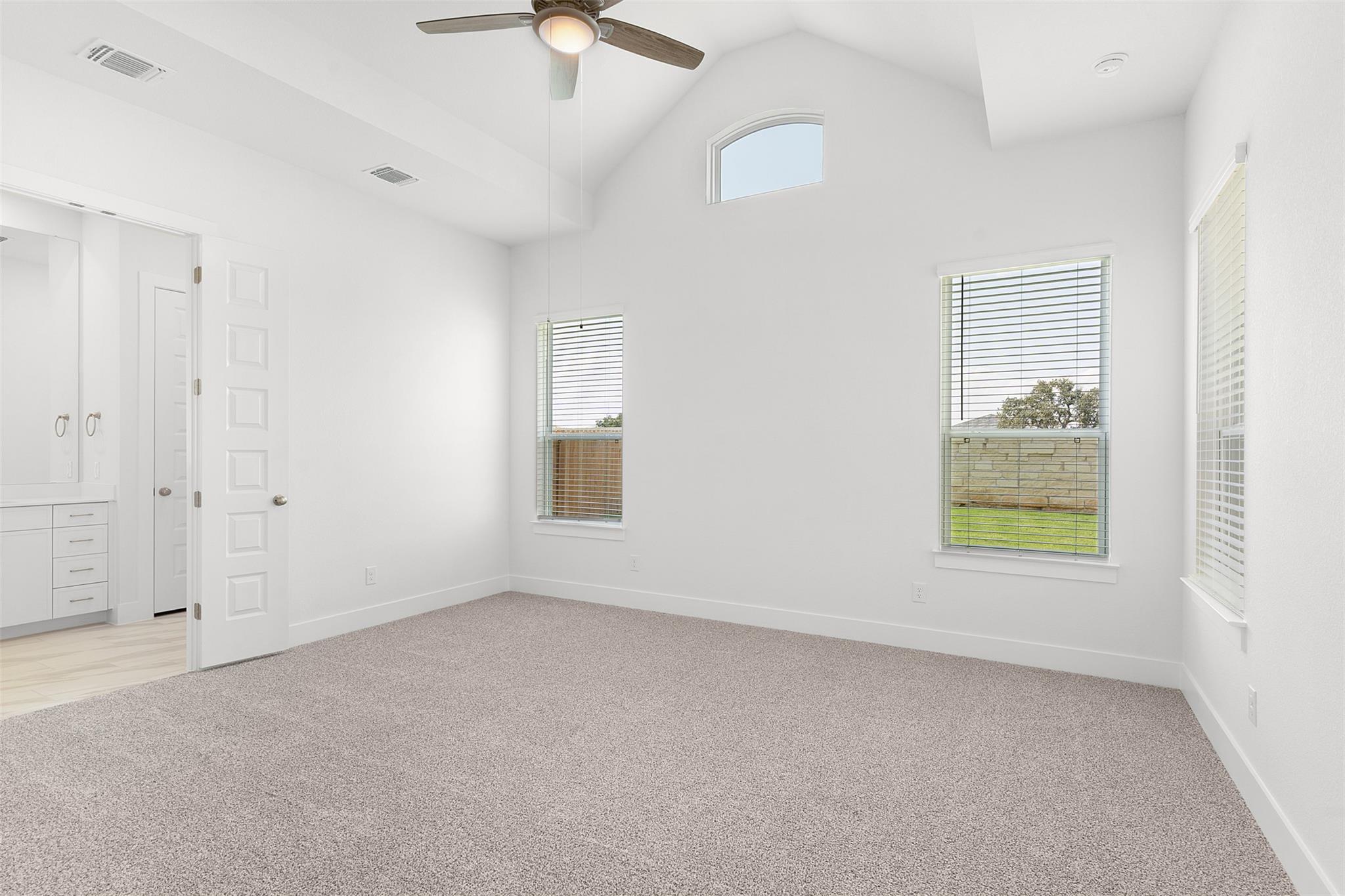 4725 Regents Pl Property Photo 14