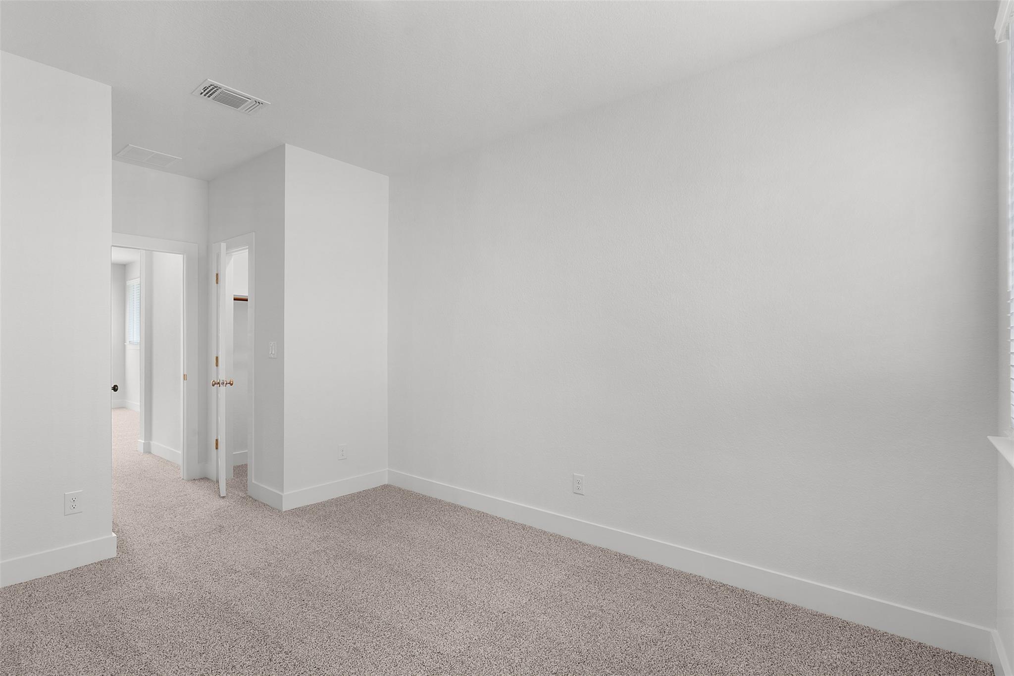 4725 Regents Pl Property Photo 25