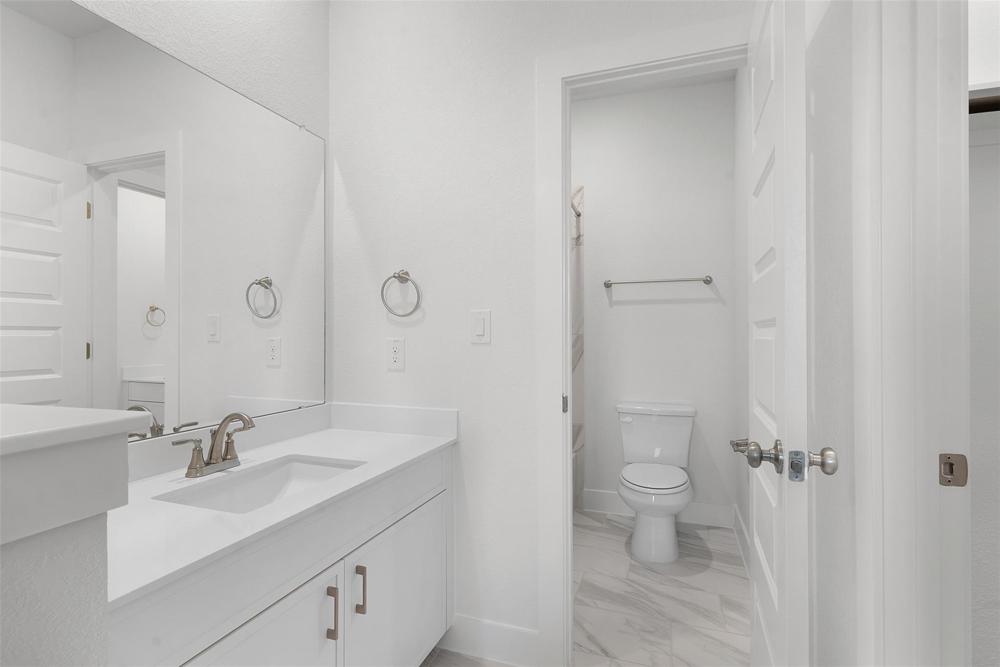 4725 Regents Pl Property Photo 27
