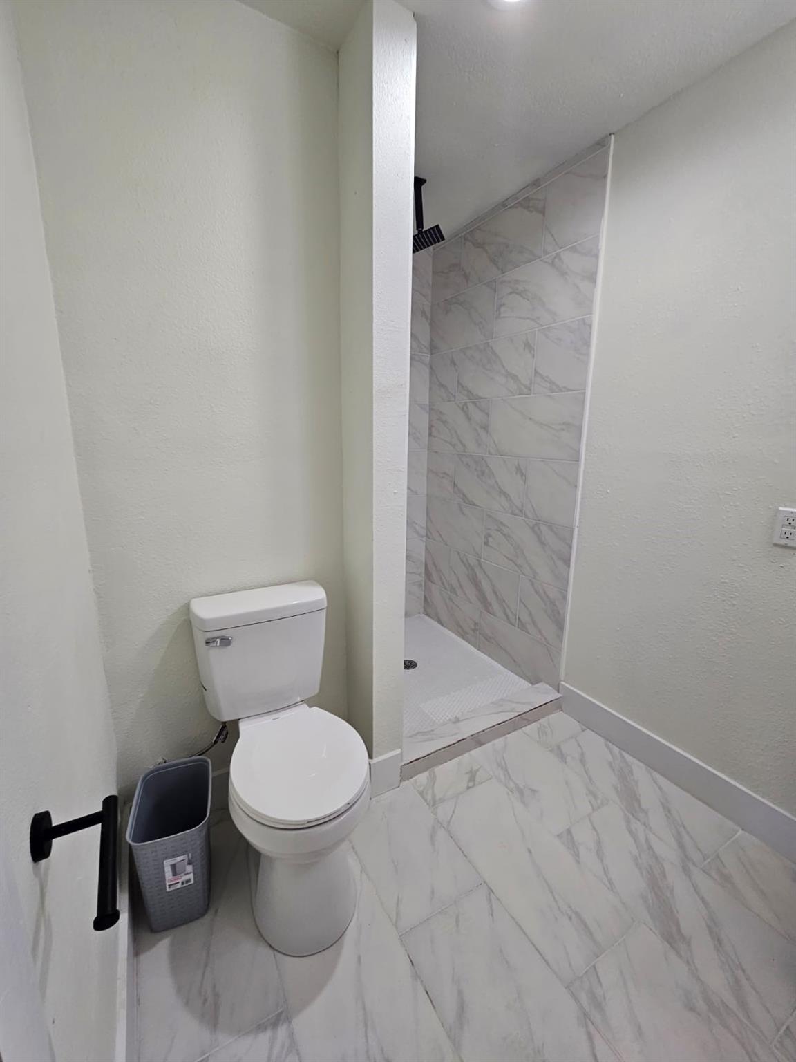 815 Chihuahua St Property Photo 14