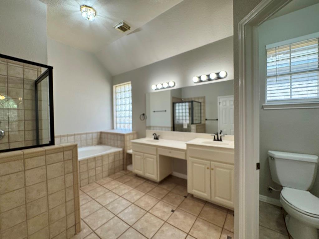 5844 Back Bay Ln Property Photo 18