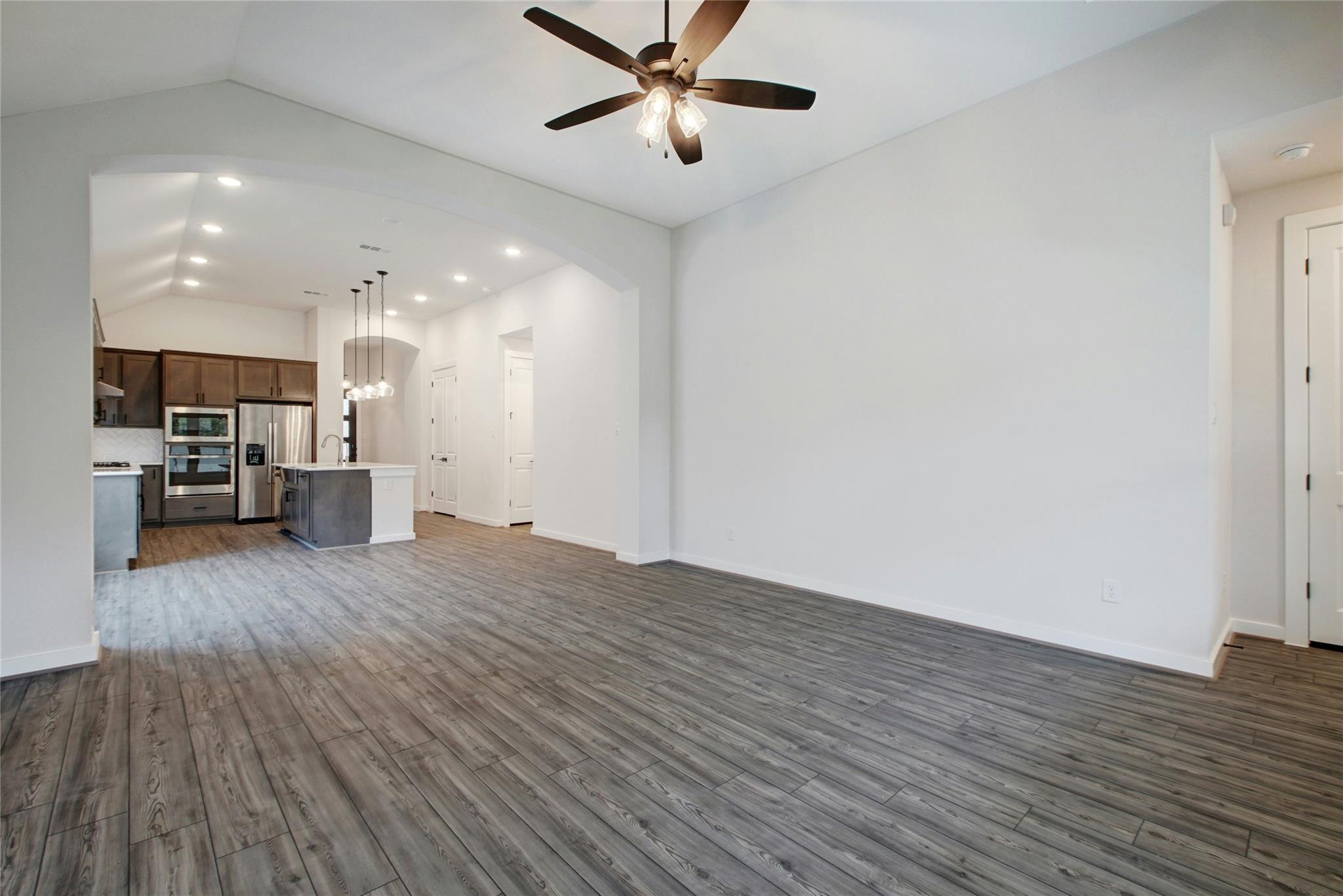 633 Pecan Bottom Trl Property Photo 6