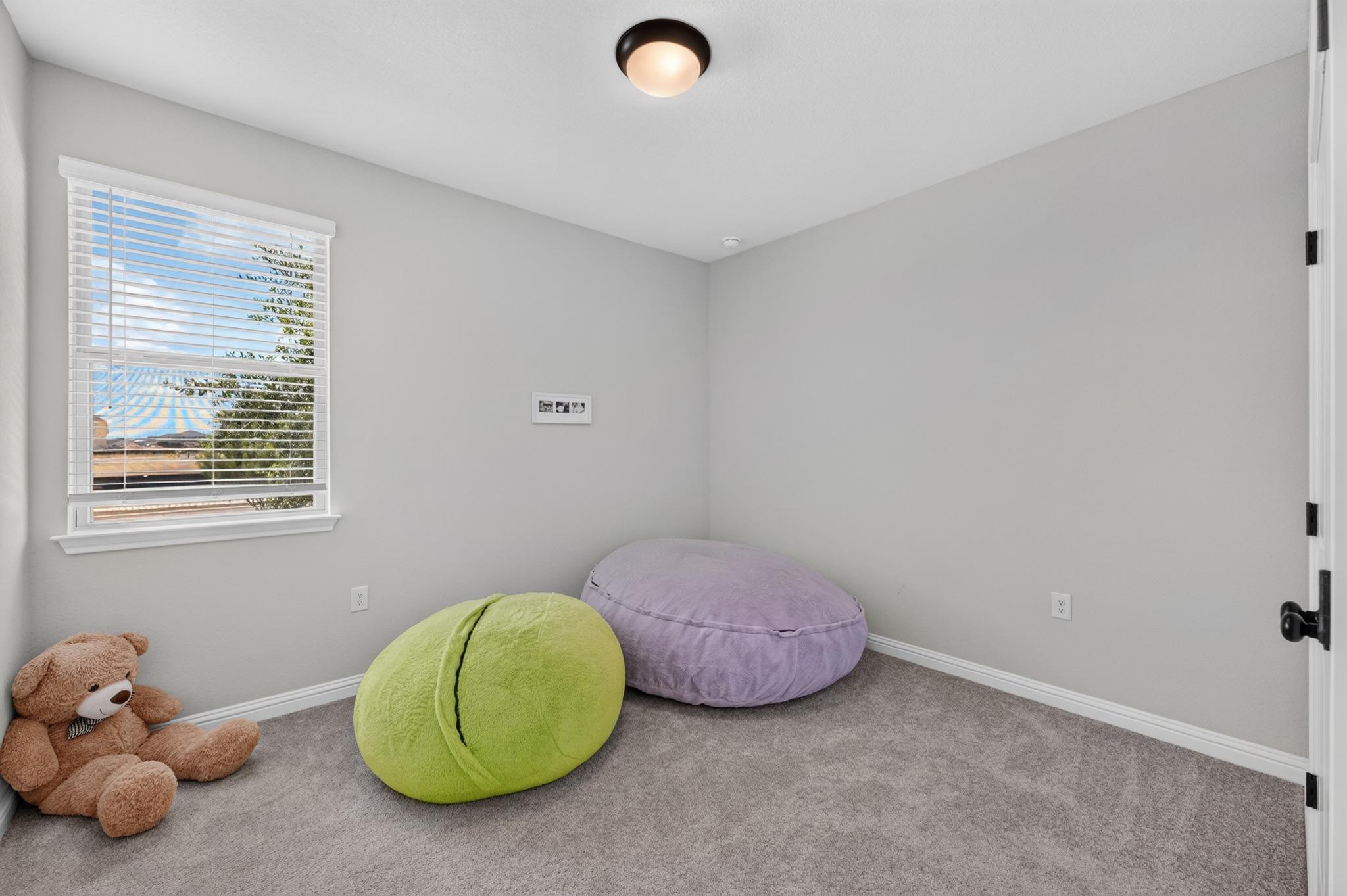 9105 Hamadryas Dr Property Photo 18