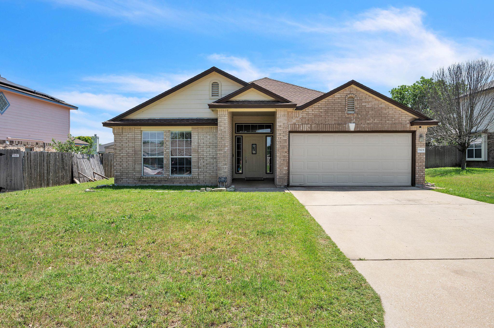 7123 Kevin Dr Property Photo