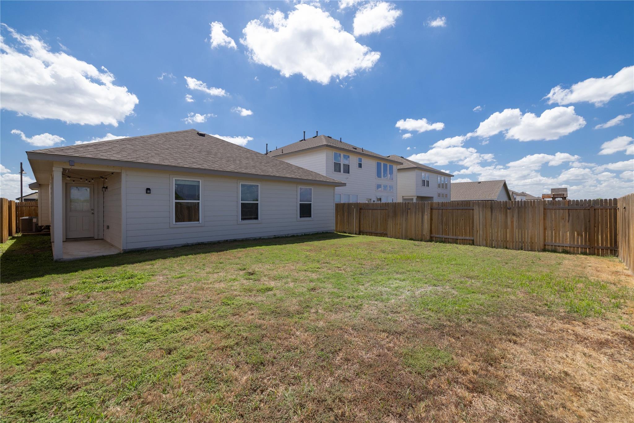 317 Windstar Rd Property Photo 14