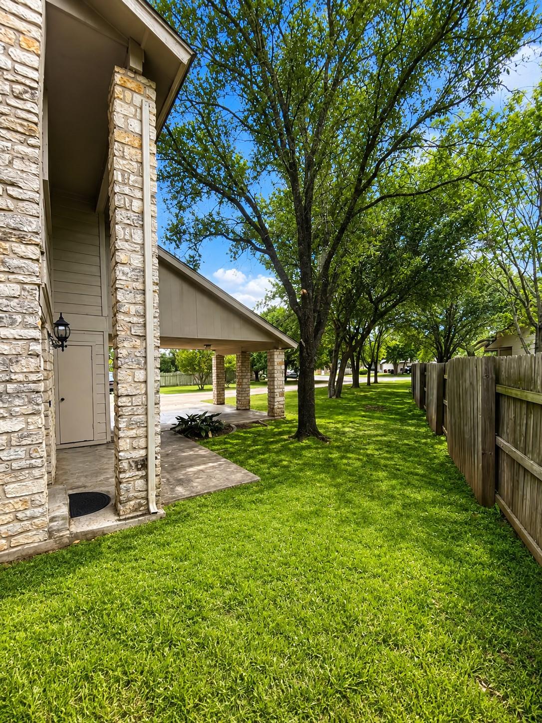 1741/1743 Horseshoe Cir Property Photo 11