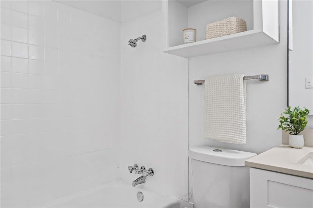 3704 Speedway None #203 Property Photo 26