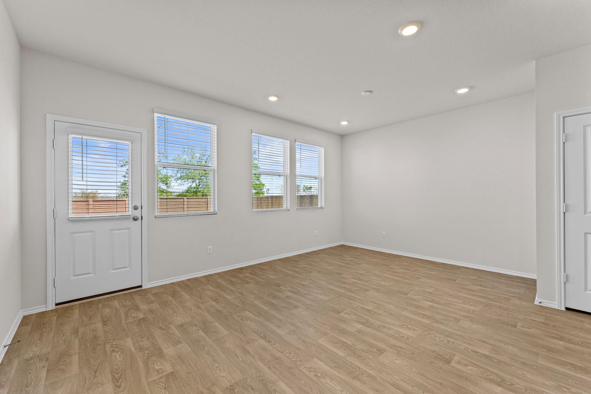 129 Varner Way Property Photo 7