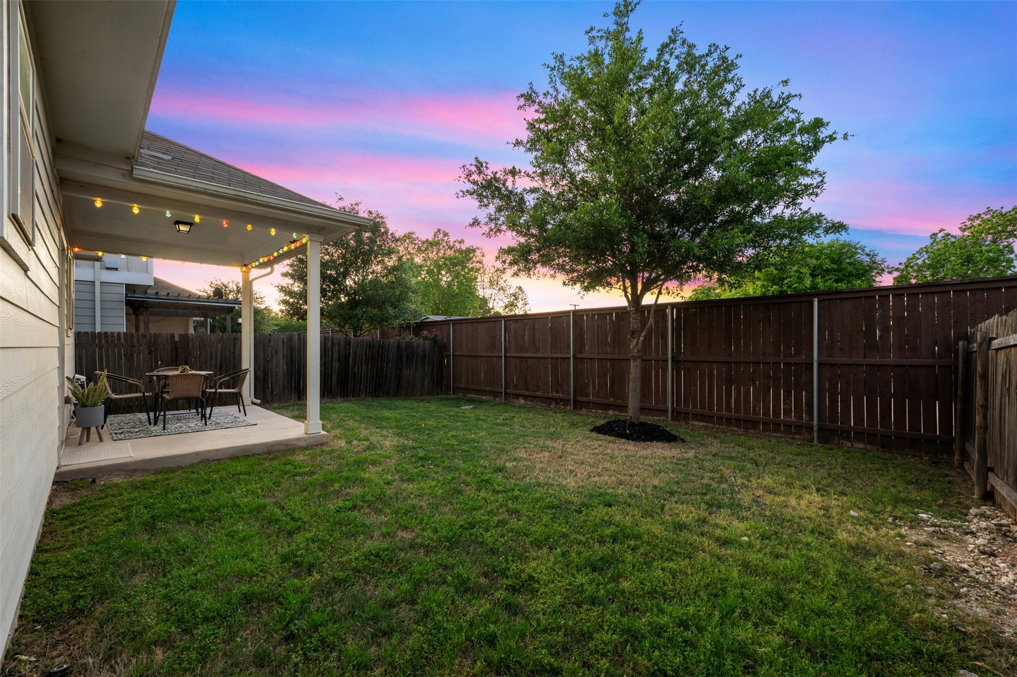1404 Jenkins Bnd #11 Property Photo 2